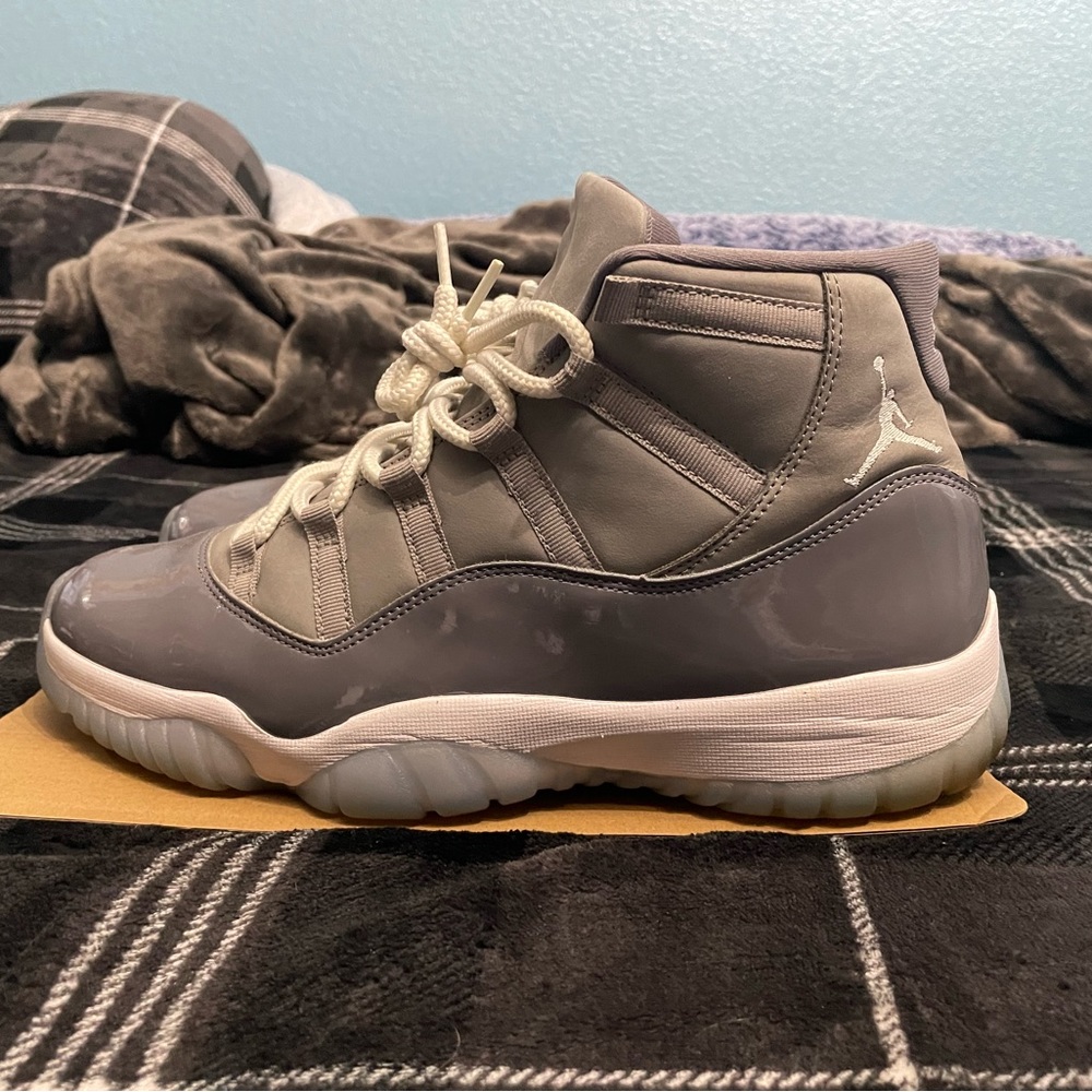 Jordan 11 Cool Grey